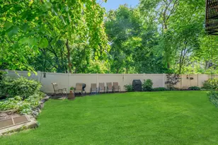 11 Cuneo Pl, Jersey City, NJ 07307 - Photo 12