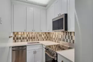 11 Cuneo Pl, Jersey City, NJ 07307 - Photo 6