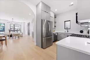 81 Lexington Ave, Jersey City, NJ 07304 - Photo 8