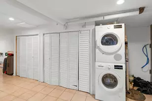 1017 West Side Ave, Jersey City, NJ 07306 - Photo 18