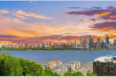 6050 Blvd East #4C, West New York, NJ 07093 - Photo 2