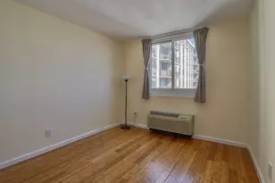 100 Manhattan Ave, Union City, NJ 07087 - Photo 12