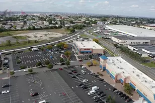 397 Avenue C, Bayonne, NJ 07002 - Photo 18