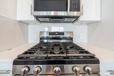 32 Jones St #102, Jersey City, NJ 07306 - Photo 10