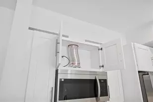 32 Jones St, Jersey City, NJ 07306 - Photo 12