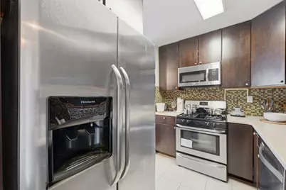 6050 Blvd East #16E, West New York, NJ 07093 - Photo 16