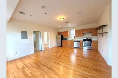 687 Avenue A #201, Bayonne, NJ 07002 - Photo 2