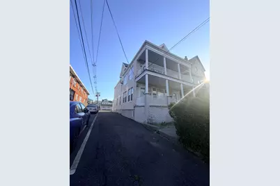 28 East 32nd St #2, Bayonne, NJ 07002 - Photo 2