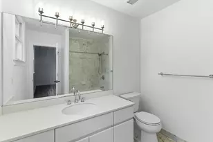 204 Shearwater Ct W, Jersey City, NJ 07305 - Photo 12