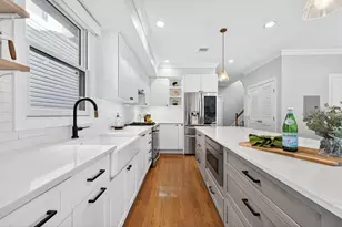 171 Jewett Ave, Jersey City, NJ 07304 - Photo 1
