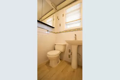 1037 Avenue C, Bayonne, NJ 07002 - Photo 12