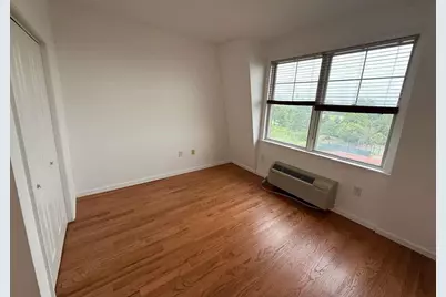 30 Freedom Way #404, Jersey City, NJ 07305 - Photo 14