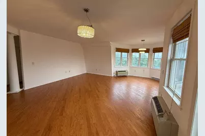 30 Freedom Way #404, Jersey City, NJ 07305 - Photo 4