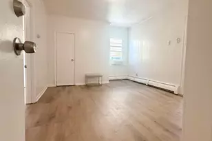 92 Laidlaw Ave, Jersey City, NJ 07306 - Photo 2
