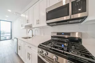 32 Jones St, Jersey City, NJ 07306 - Photo 8