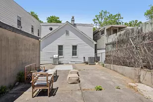 126 Nelson Ave, Jersey City, NJ 07307 - Photo 34