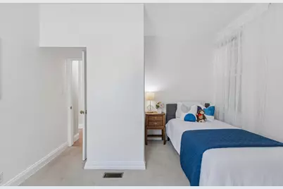 126 Nelson Ave, Jersey City, NJ 07307 - Photo 20