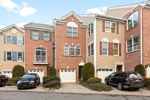 436 Albany Ct, West New York, NJ 07093 - Photo 32