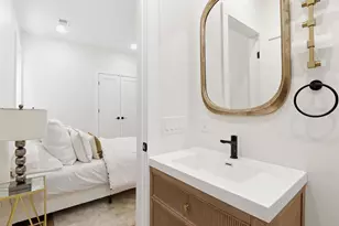 202 Fairview Ave, Jersey City, NJ 07304 - Photo 18