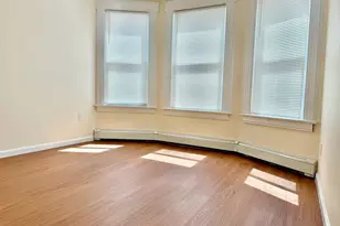 19 Baldwin Ave, Jersey City, NJ 07304 - Photo 6