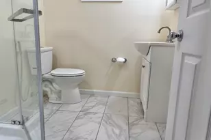 19 Baldwin Ave, Jersey City, NJ 07304 - Photo 8