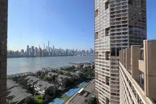 7004 Blvd E, Guttenberg, NJ 07093 - Photo 2