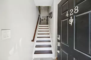428 Newburgh Ct, West New York, NJ 07093 - Photo 2