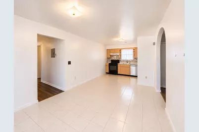 97 Oak St #No. 2, Bayonne, NJ 07002 - Photo 8