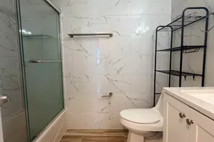 696A Ave E, Bayonne, NJ 07002 - Photo 20