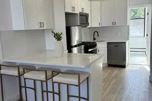 301 3rd St, Jersey City, NJ 07302 - Photo 2