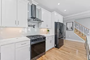 335 Virginia Ave, Jersey City, NJ 07304 - Photo 8