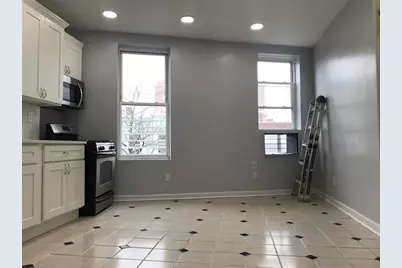 730 Bergen Ave #4, Jersey City, NJ 07306 - Photo 1