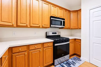 7 Atlas Ct, Jersey City, NJ 07305 - Photo 8