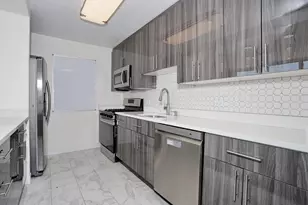 7004 Blvd E, Guttenberg, NJ 07093 - Photo 18