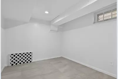 23 Marion Ct, Bayonne, NJ 07002 - Photo 26