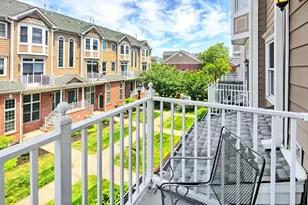 377 Kingston Ct, West New York, NJ 07093 - Photo 2