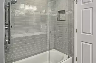 377 Kingston Ct, West New York, NJ 07093 - Photo 16