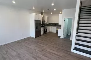 188 Van Horn St, Jersey City, NJ 07304 - Photo 2