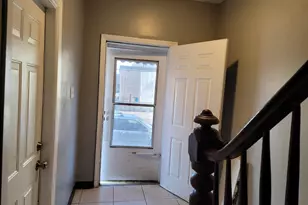 35 Orient Ave, Jersey City, NJ 07305 - Photo 8