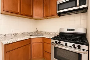 86 E 21st St, Bayonne, NJ 07002 - Photo 4