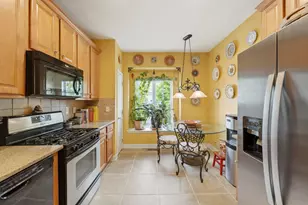95 Osprey Ct, Secaucus, NJ 07094 - Photo 6