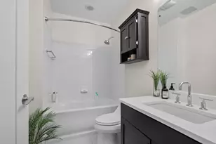 250 Henley Pl, Weehawken, NJ 07086 - Photo 26