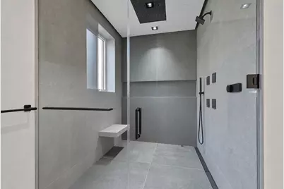 250 Henley Pl #210, Weehawken, NJ 07086 - Photo 20