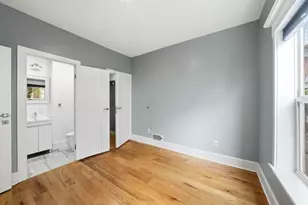 245 Jewett Ave, Jersey City, NJ 07304 - Photo 8