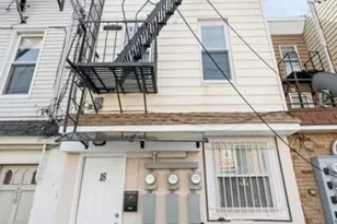 18 Wallis Ave, Jersey City, NJ 07306 - Photo 10