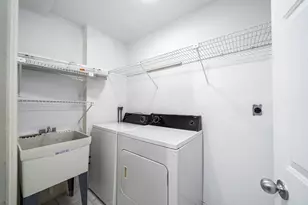 79 Sherman Pl, Jersey City, NJ 07307 - Photo 36