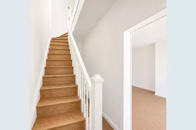 521 Mercer St, Jersey City, NJ 07306 - Photo 8