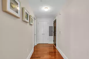 31 Cambridge Wy, Weehawken, NJ 07086 - Photo 18