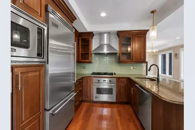 31 Cambridge Way, Weehawken, NJ 07086 - Photo 4