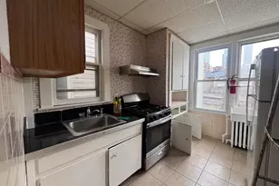 64 Corbin Ave, Jersey City, NJ 07306 - Photo 6